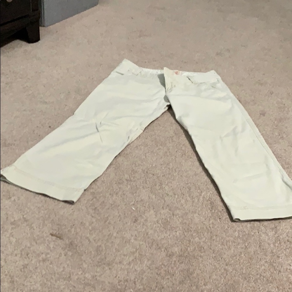 Abercrombie & Fitch Size 0 Cropped Pants